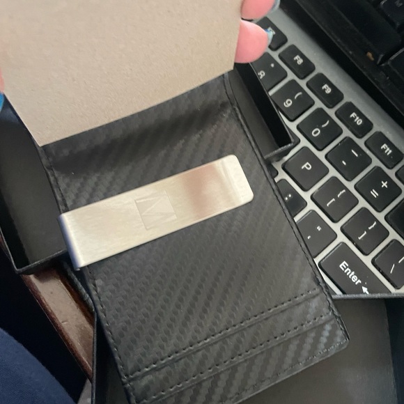 Luxury Vegan & Eco-Friendly | Wallet Men with Money Clip - Executive - Picture 3 of 3